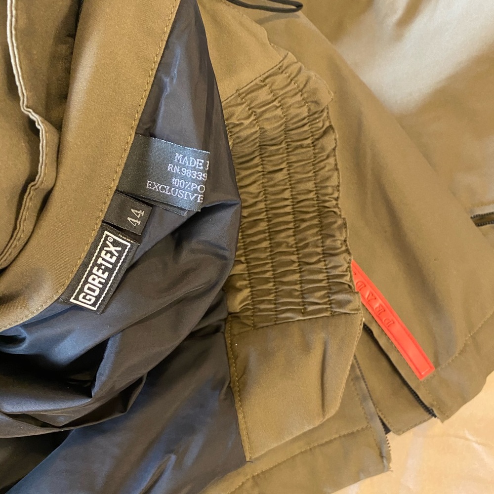 Prada ski pants tan/olive pants unisex 28”